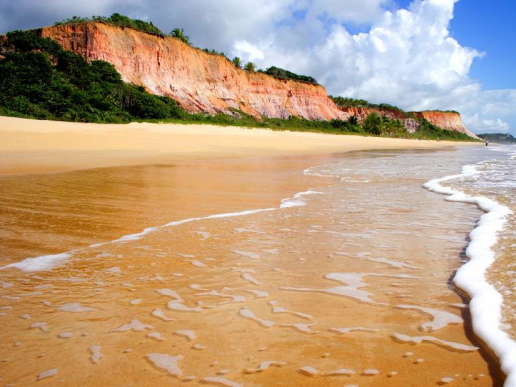 Praia de TaÃpe